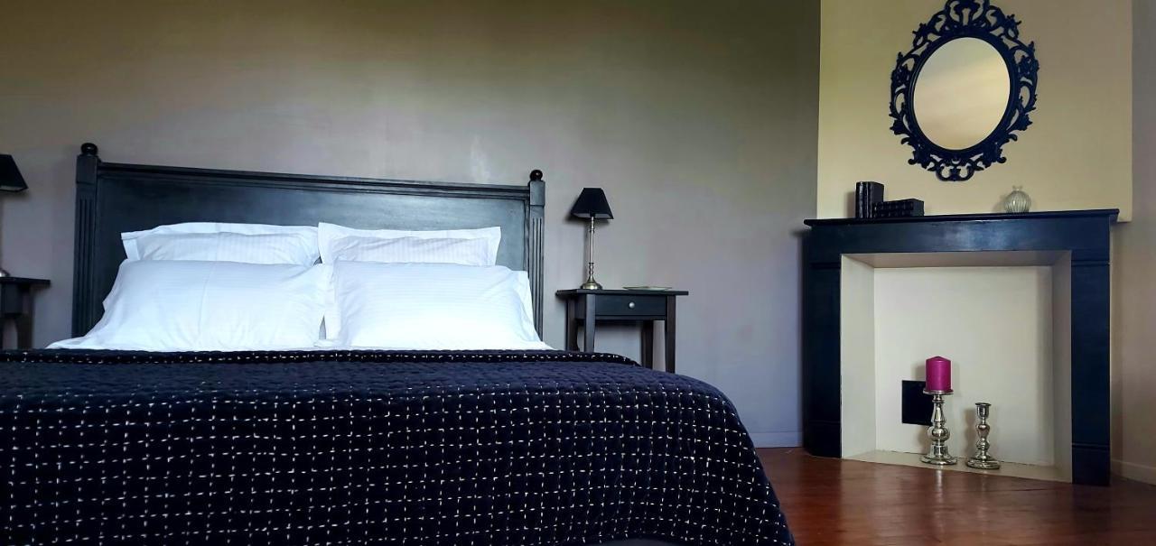 Maison D'Hotes Le Courty Blousson-Sérian エクステリア 写真