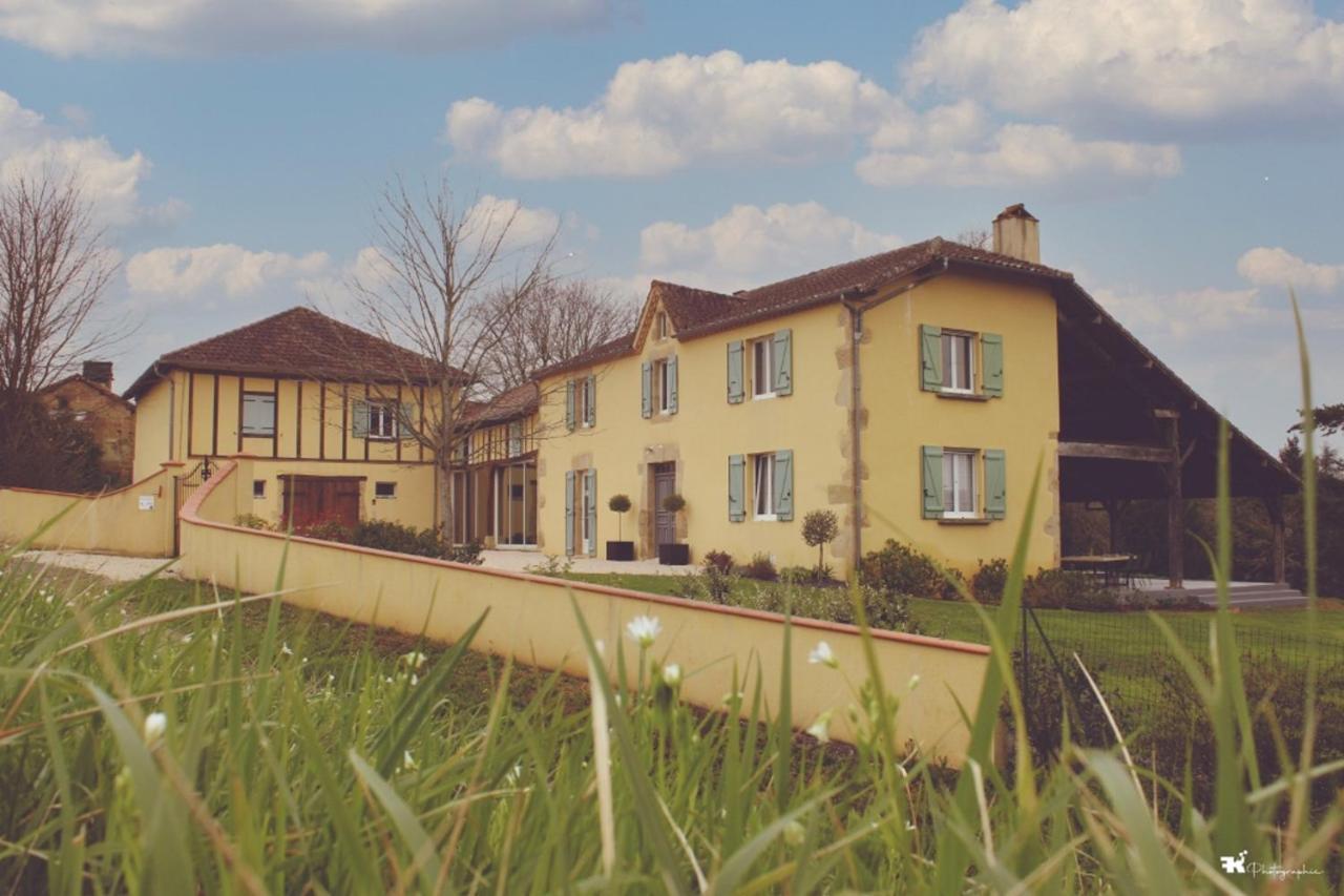 Maison D'Hotes Le Courty Blousson-Sérian エクステリア 写真